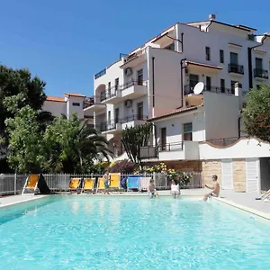 Aparthotel Dei Fiori ***